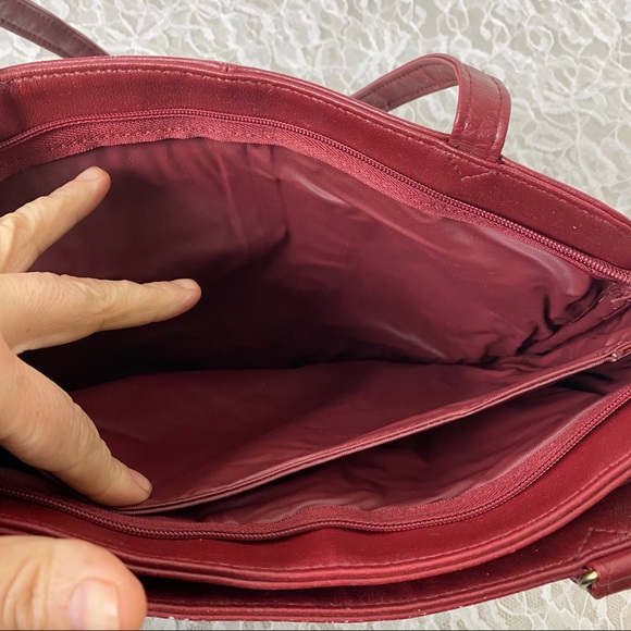 Super Cute Vintage Purse - Picture 5 of 6